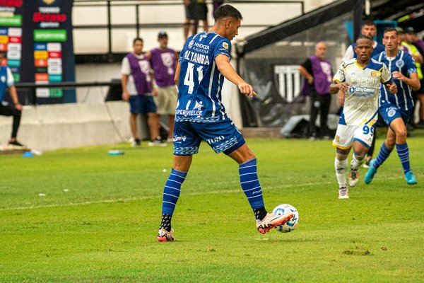 Comment les entraîneurs peuvent-ils utiliser les retours vidéo en temps réel pour ajuster les stratégies en match ?